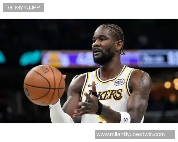 艾顿谈换防表现：教练信任让我自信队友支援让我感到自在