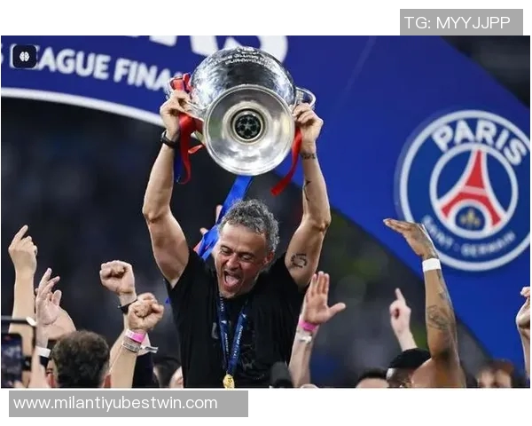 38岁大卫路易斯带领10人队伍零封对手获欧冠MVP表现惊艳 38岁大卫路易斯带领10人队伍零封对手获欧冠MVP表现惊艳