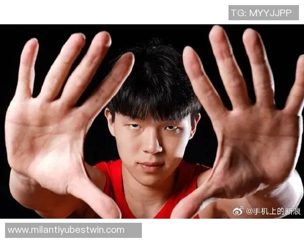 杨瀚森需提升三分球出手速度以提高命中率媒体人分析开拓者战术调整